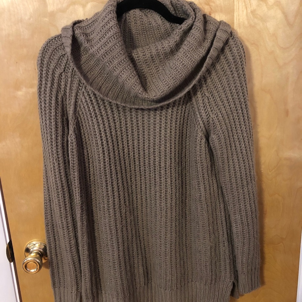 Brown sweater